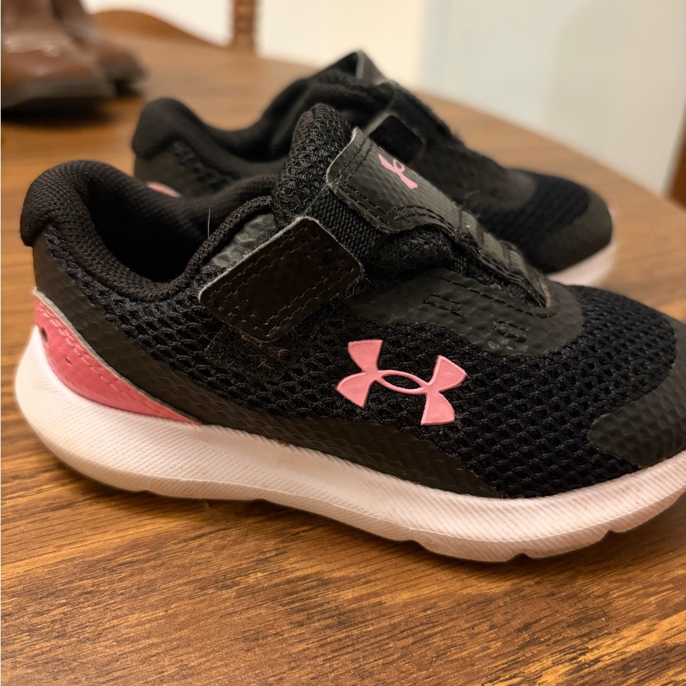 Under Armour Kids' Black and Pink Sneakers
